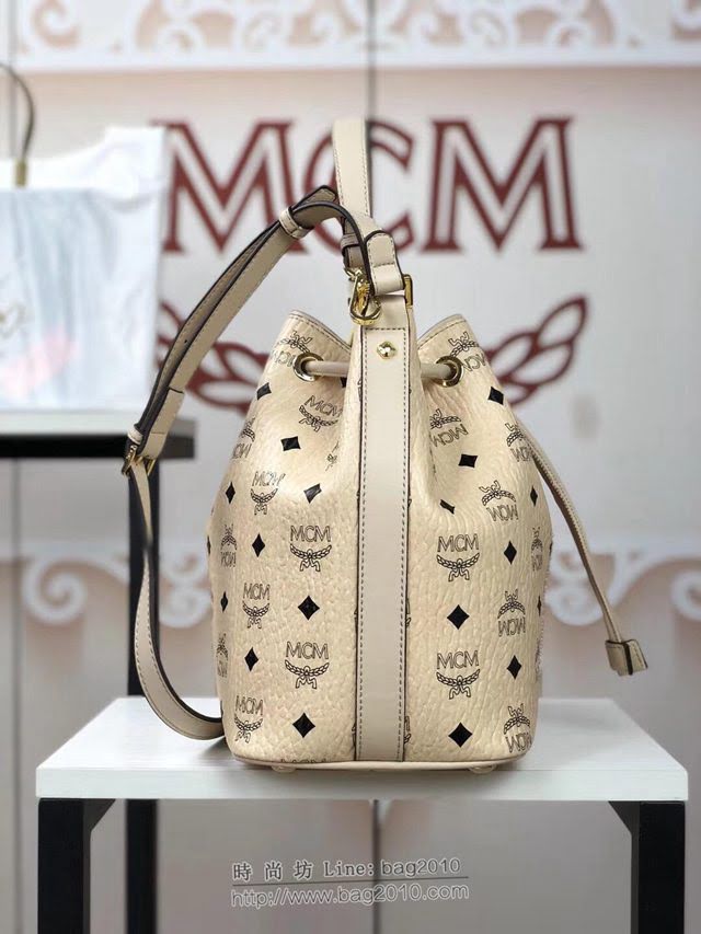 MCM女包 原單 新款 6215兔彩虹 經典兔子抽繩 小鉚釘 MCM女單肩包 斜挎包  mdmc1008